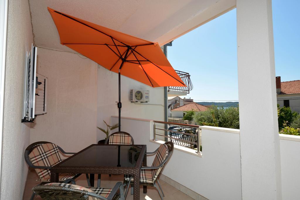 Apartments Maslina Trogir Exterior photo